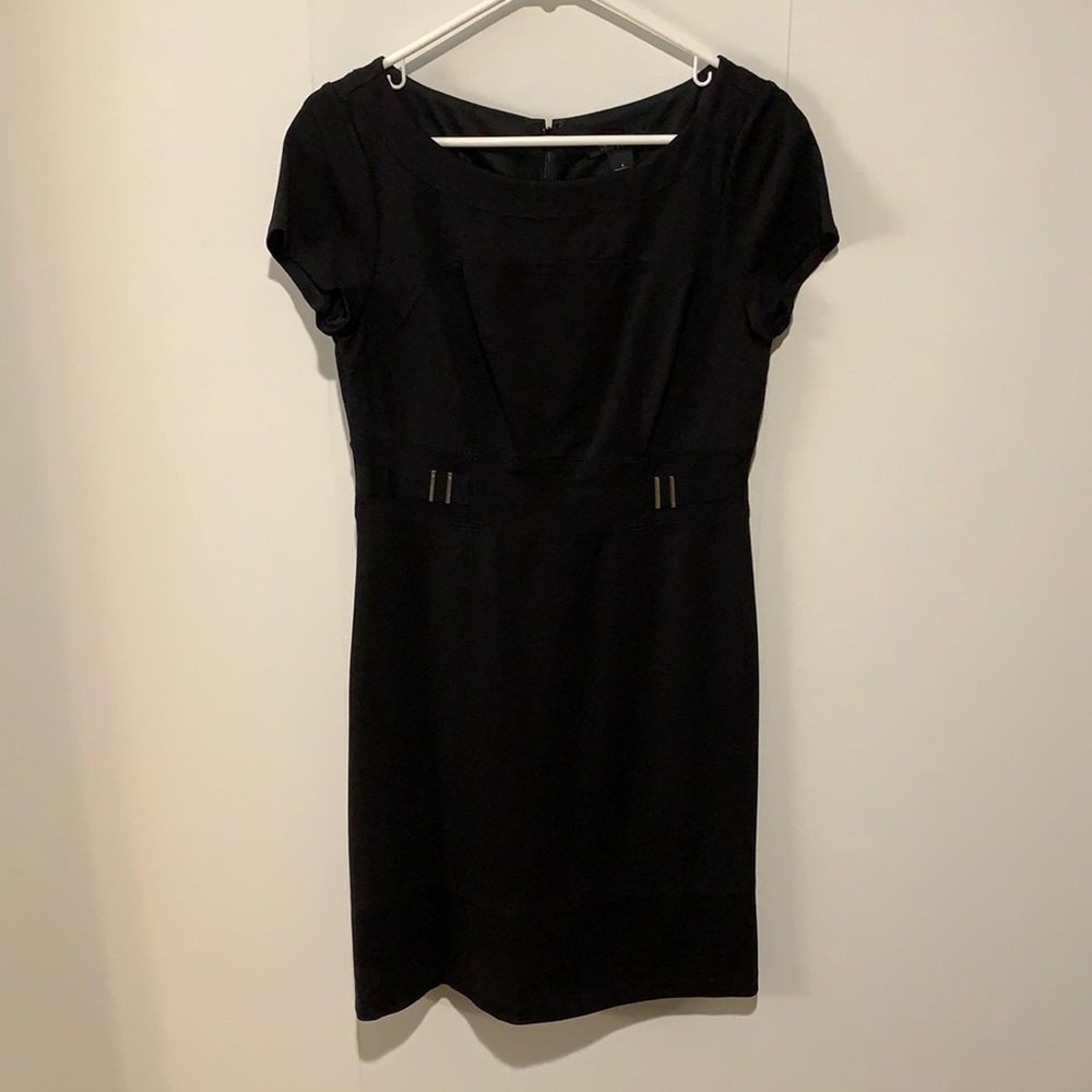 White House Black Market Short Sleeve Dress
